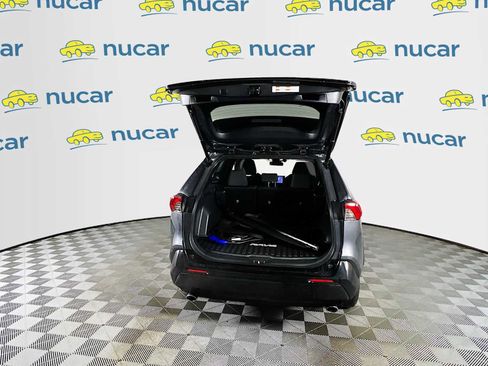 Used 2023 Toyota RAV4 SE image 26