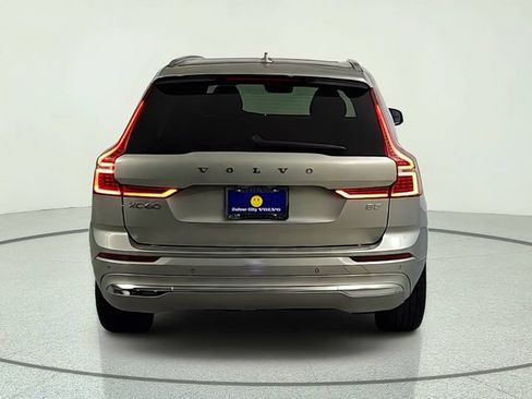Certified 2023 Volvo XC60 B5 Plus w/ Protection Package Premier FWD image 6