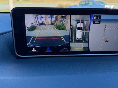 Used 2017 Lexus RX 450h AWD image 14