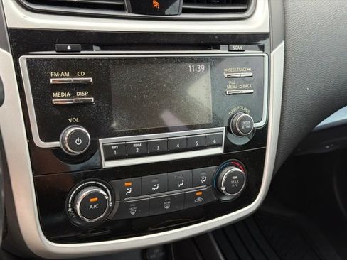 Used 2018 Nissan Altima 2.5 SR FWD image 23