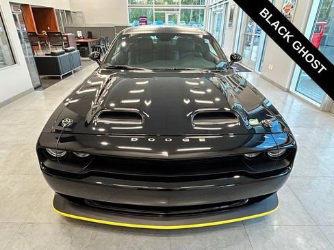Used 2023 Dodge Challenger SRT Hellcat Redeye RWD image 3