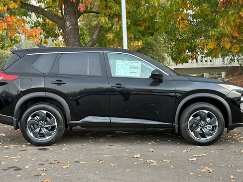 New 2026 Nissan Rogue SV image 8