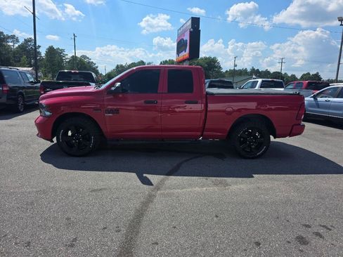 Used 2019 RAM 1500 Express w/ Express Value Package AWD/4WD image 2