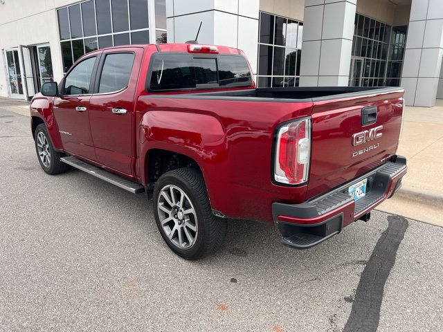 Used 2022 GMC Canyon Denali RWD image 2