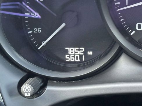 Certified 2025 Porsche Macan image 20