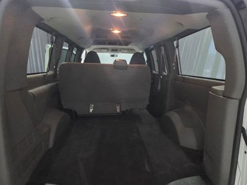 Used 2013 Chevrolet Express 1500 LT w/ LT Preferred Equipment Group RWD image 18