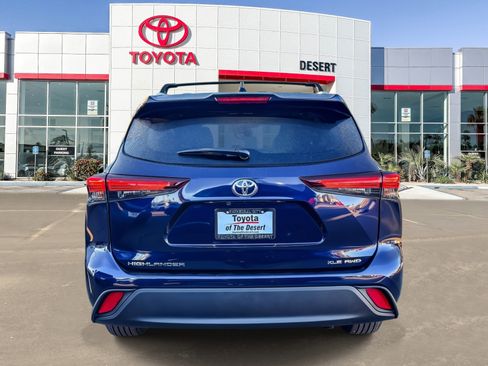 New 2026 Toyota Highlander XLE image 6