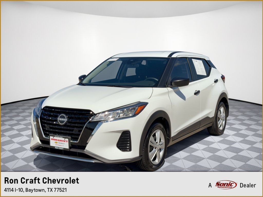 Used 2024 Nissan Kicks S FWD image 1
