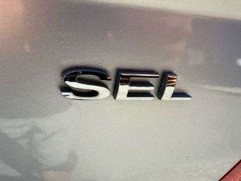 Used 2012 Ford Fusion SEL image 13