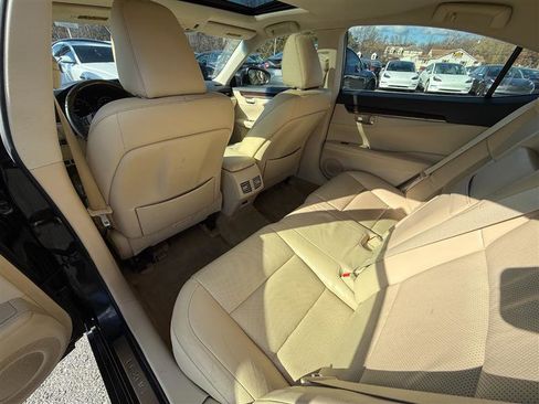 Used 2015 Lexus ES 350 w/ Luxury Package image 14