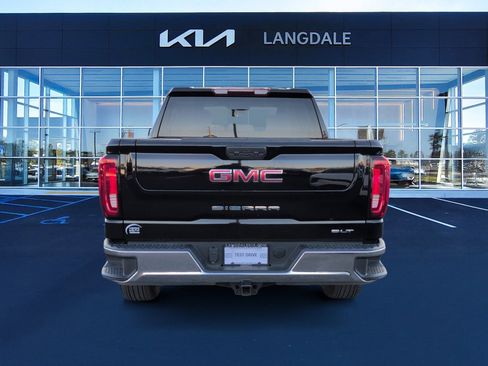 Used 2025 GMC Sierra 1500 SLT image 8
