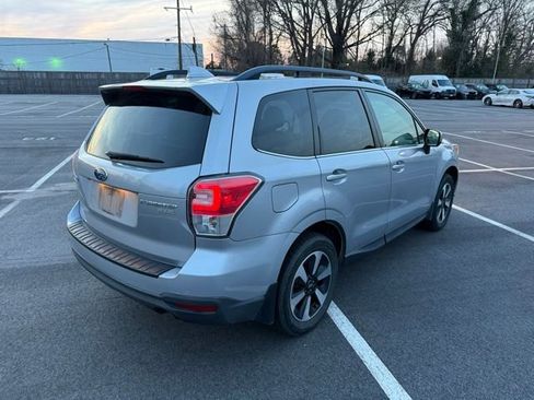 Used 2017 Subaru Forester 2.5i Limited w/ Protection Package #2 image 8