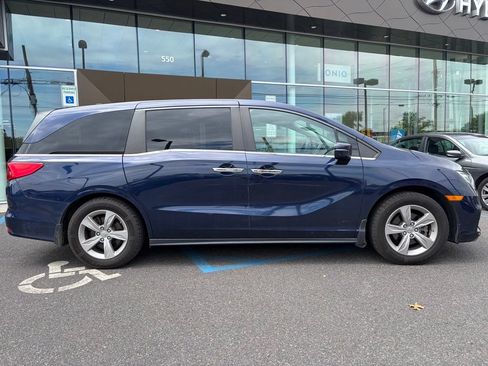 Used 2018 Honda Odyssey EX image 4