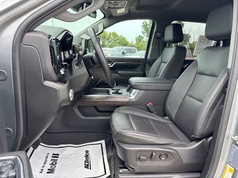 Certified 2024 GMC Sierra 2500 SLT w/ Max Trailering Package AWD/4WD image 17