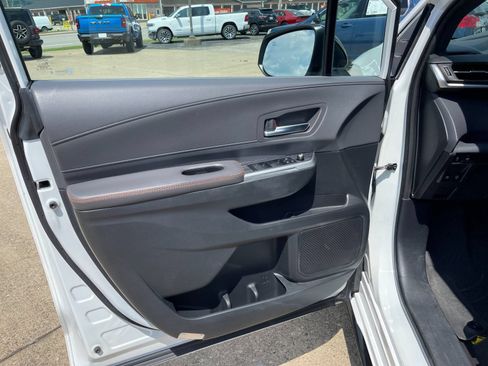 Used 2021 Toyota Sienna XSE AWD/4WD image 11