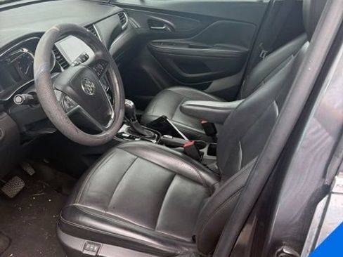 Used 2017 Buick Encore Essence FWD image 10