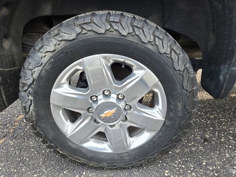 Used 2022 Chevrolet Silverado 2500 LTZ image 45