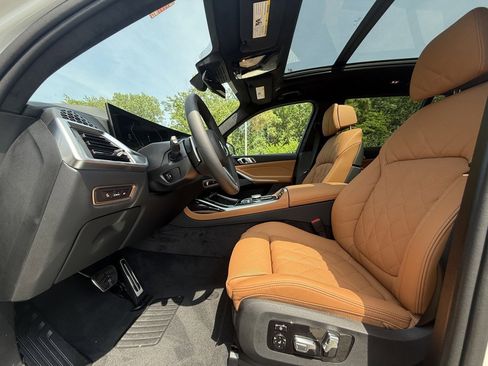 Used 2026 BMW X7 xDrive40i w/ M Sport Package image 17