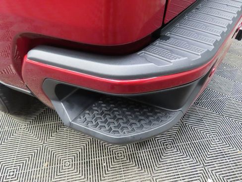 Used 2022 Chevrolet Silverado 1500 High Country w/ Technology Package image 51