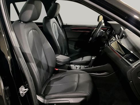 Used 2019 BMW X1 xDrive28i w/ Convenience Package AWD/4WD image 7