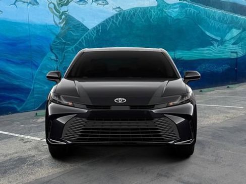 New 2026 Toyota Camry LE FWD image 2