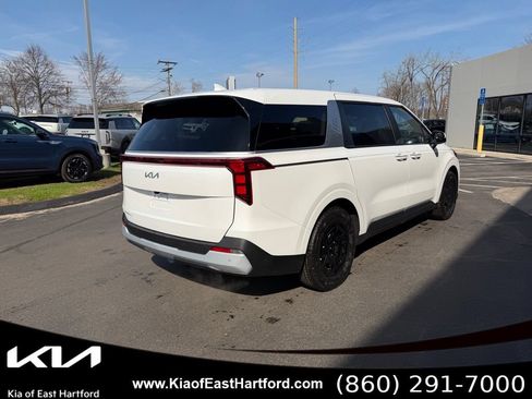 New 2026 Kia Carnival LX FWD image 6