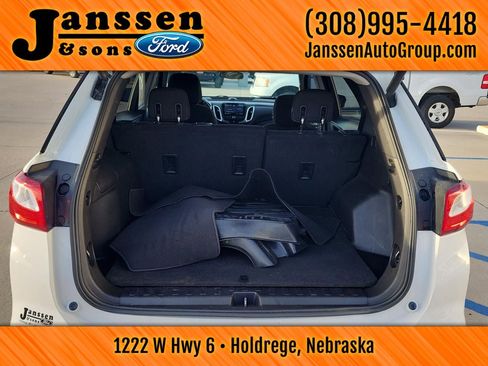 Used 2020 Chevrolet Equinox LT image 11