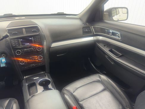 Used 2018 Ford Explorer 4WD Police Interceptor image 16