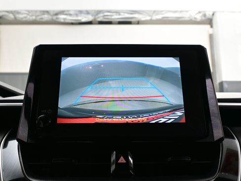 Used 2023 Toyota Corolla LE image 17