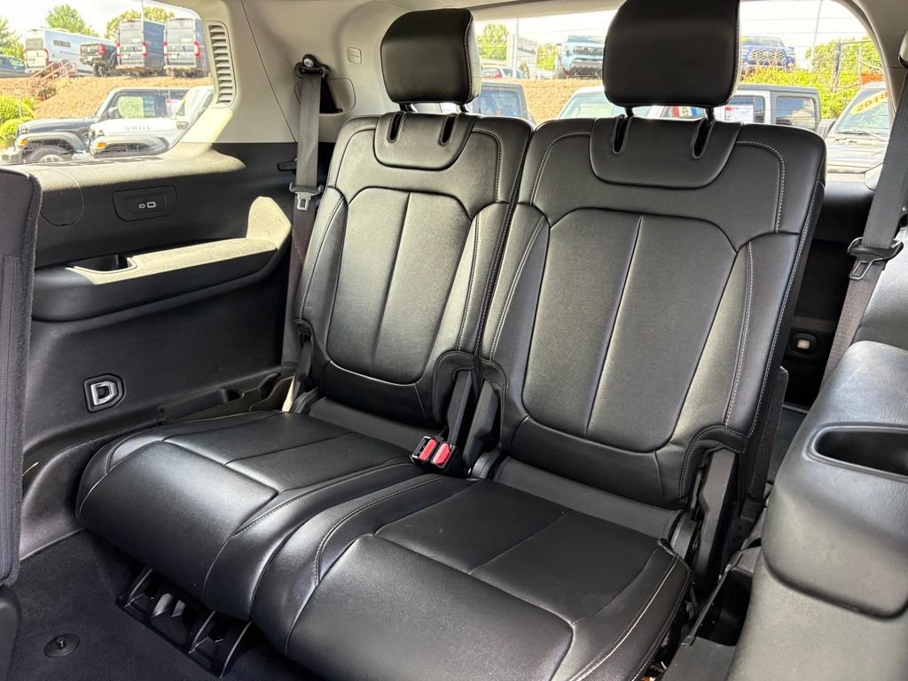 Used 2022 Jeep Grand Cherokee L Limited RWD image 22