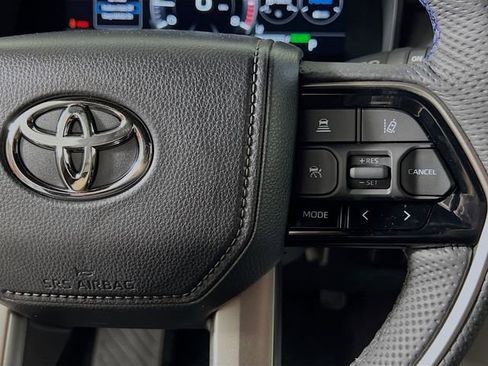 New 2026 Toyota Sequoia Platinum AWD/4WD image 17