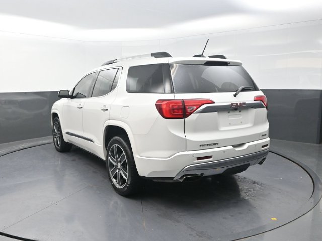 Used 2018 GMC Acadia Denali w/ Technology Package AWD/4WD image 6