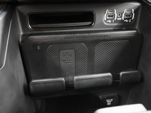Used 2022 RAM 2500 Laramie AWD/4WD image 47