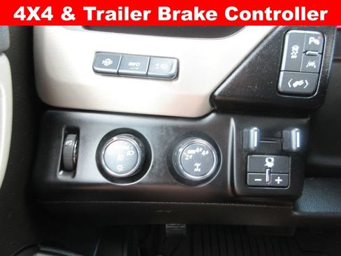 Used 2019 GMC Yukon XL Denali w/ Open Road Package AWD/4WD image 21