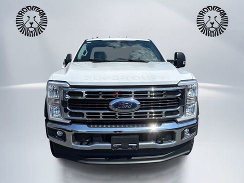 New 2026 Ford F550 4x4 Regular Cab Super Duty image 2