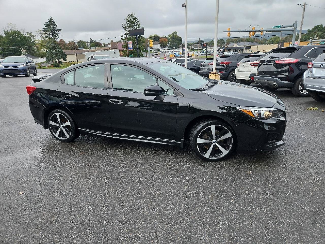 Used 2017 Subaru Impreza 2.0i Sport AWD/4WD image 2