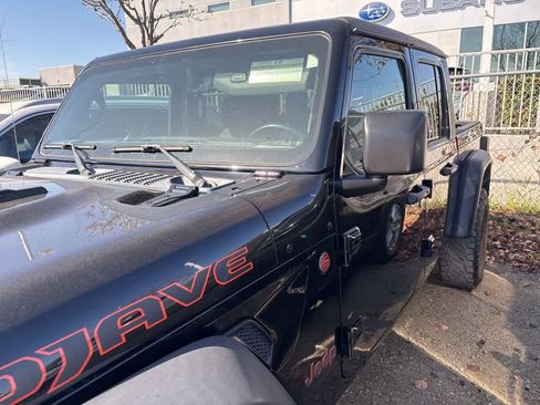 Certified 2022 Jeep Gladiator Mojave image 4