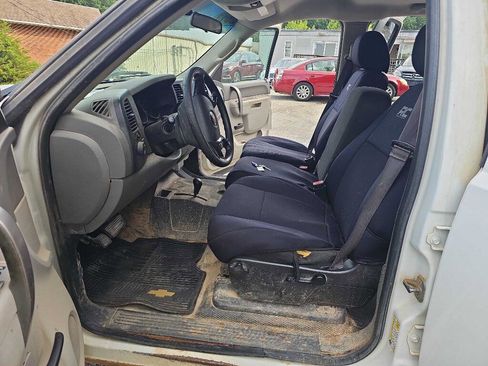 Used 2013 Chevrolet Silverado 1500 W/T w/ Skid Plate Package AWD/4WD image 4