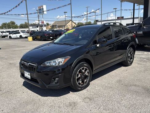 Used 2019 Subaru Crosstrek 2.0i Premium w/ Eyesight System AWD/4WD image 2