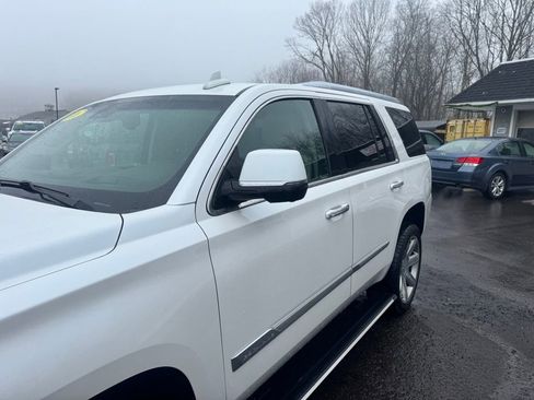 Used 2016 Cadillac Escalade Premium image 12