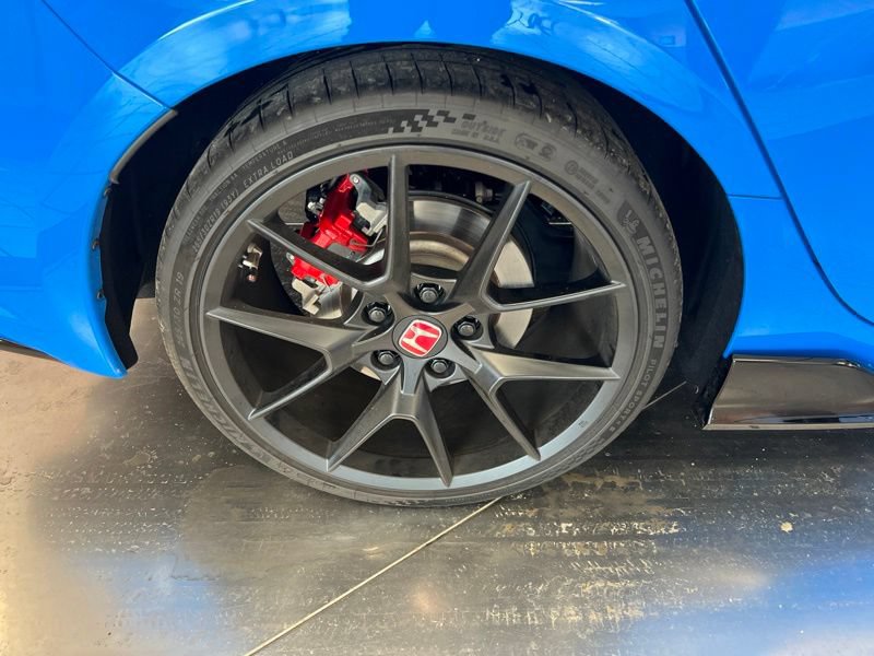 Used 2025 Honda Civic Type R image 9