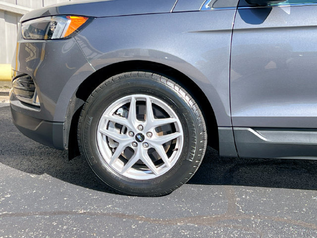 Used 2024 Ford Edge SEL w/ Convenience Package AWD/4WD image 31