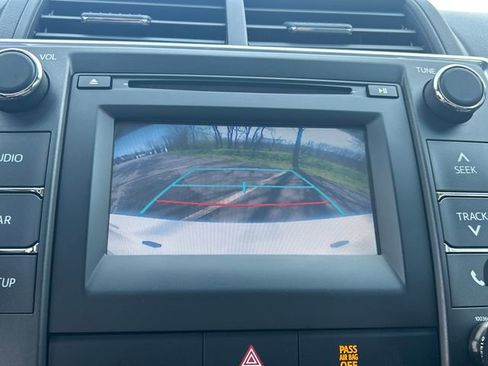 Used 2015 Toyota Camry SE image 20