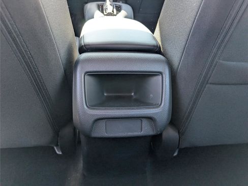Used 2023 Honda HR-V LX image 18