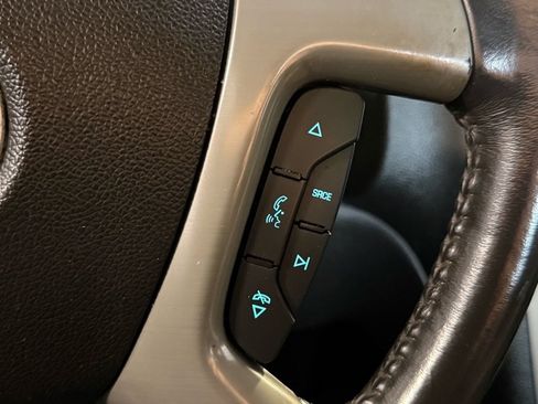 Used 2013 GMC Sierra 2500 SLT w/ Suspension Package, Off-Road image 23