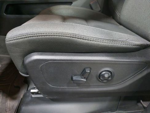 Used 2019 RAM 1500 Big Horn AWD/4WD image 29
