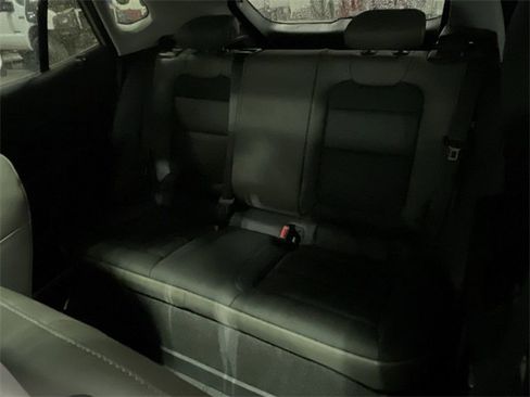 Used 2025 Chevrolet Trax ACTIV w/ Sunroof Package image 28