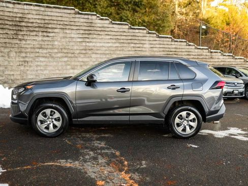 Used 2019 Toyota RAV4 LE image 10