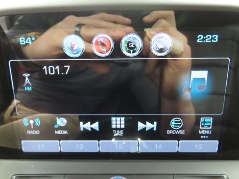 Used 2018 Chevrolet Camaro LT RWD image 18