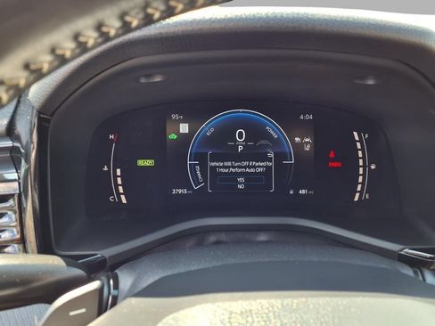 Used 2025 Toyota Camry SE FWD image 16